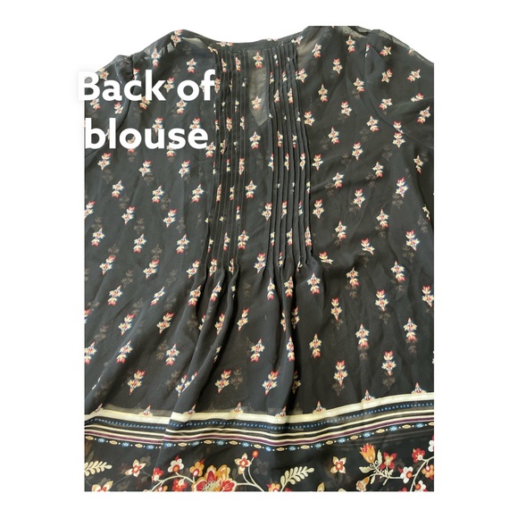 American rag 1X button placket front design multi-color blouse. - Picture 6 of 8